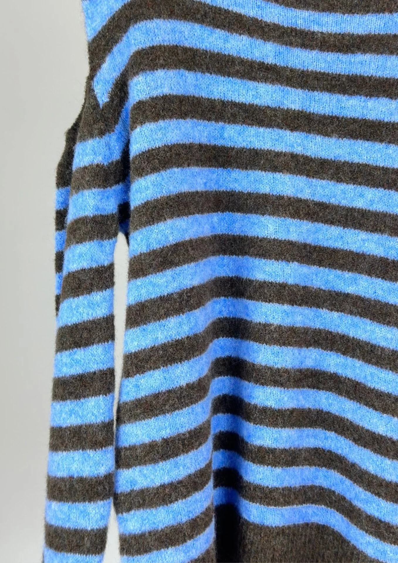 Jersey cutout rayas en azul y choco - Imagen 7