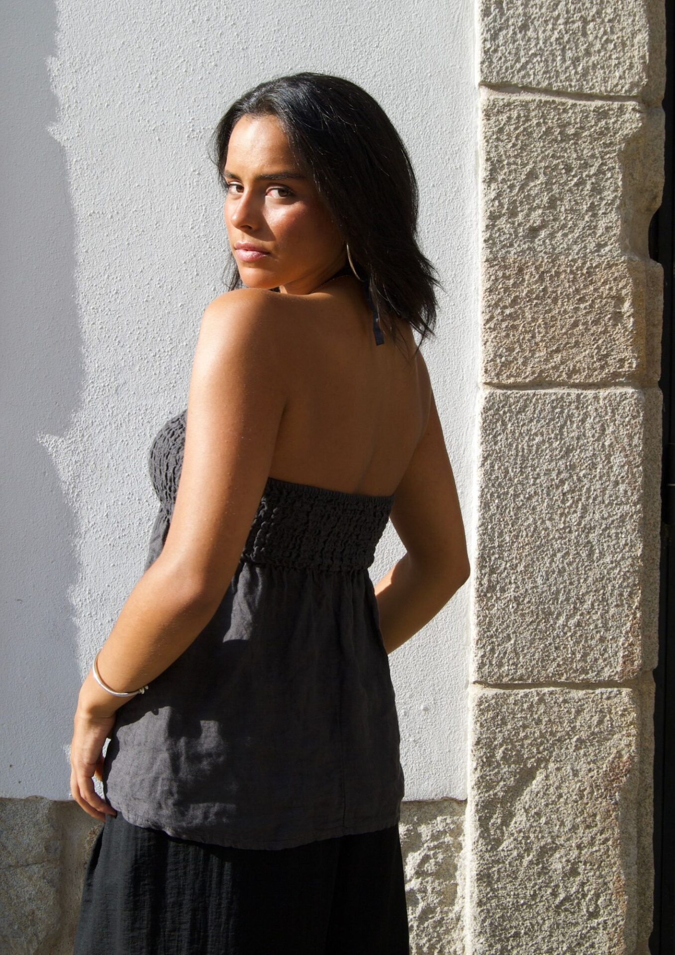 Top de Lino Halter Gris Oscuro - Imagen 6